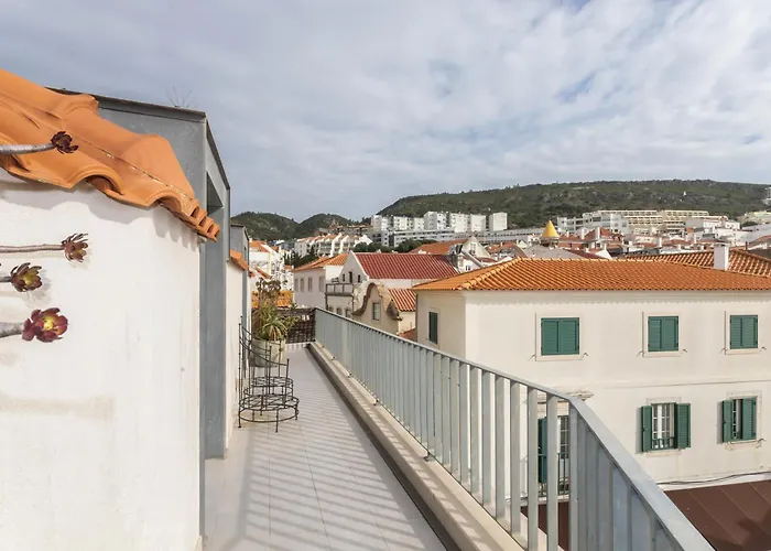 Casa Da Praca Guest House